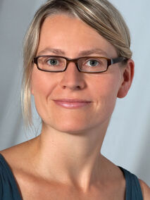 Portrait von Dr. Janine Kahmann